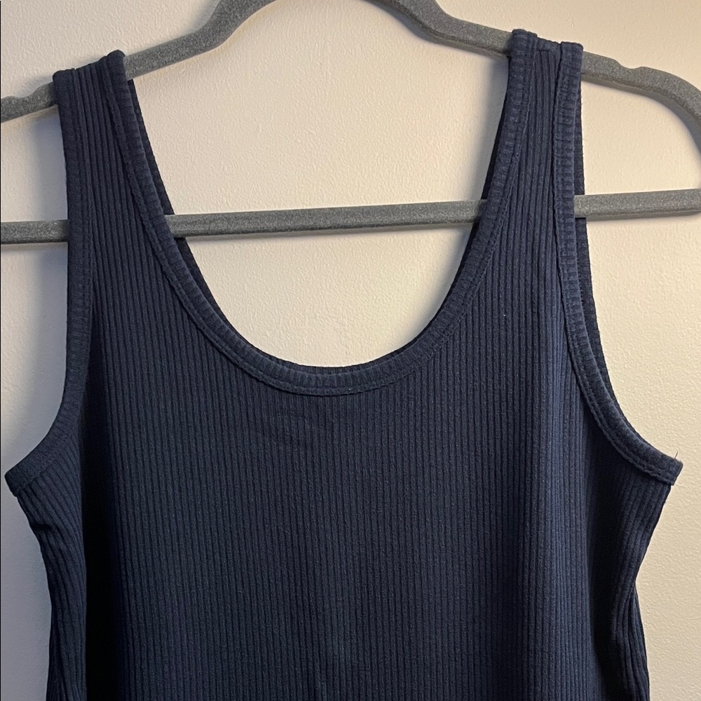 Navy Ribbed Tank Top - Picture 4 of 4